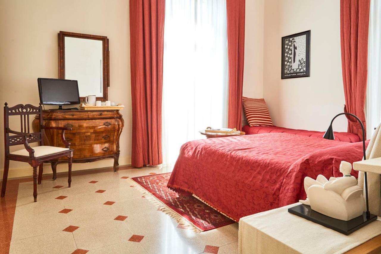 Suite Klimt P.Zza Amedeo Nápoles Exterior foto